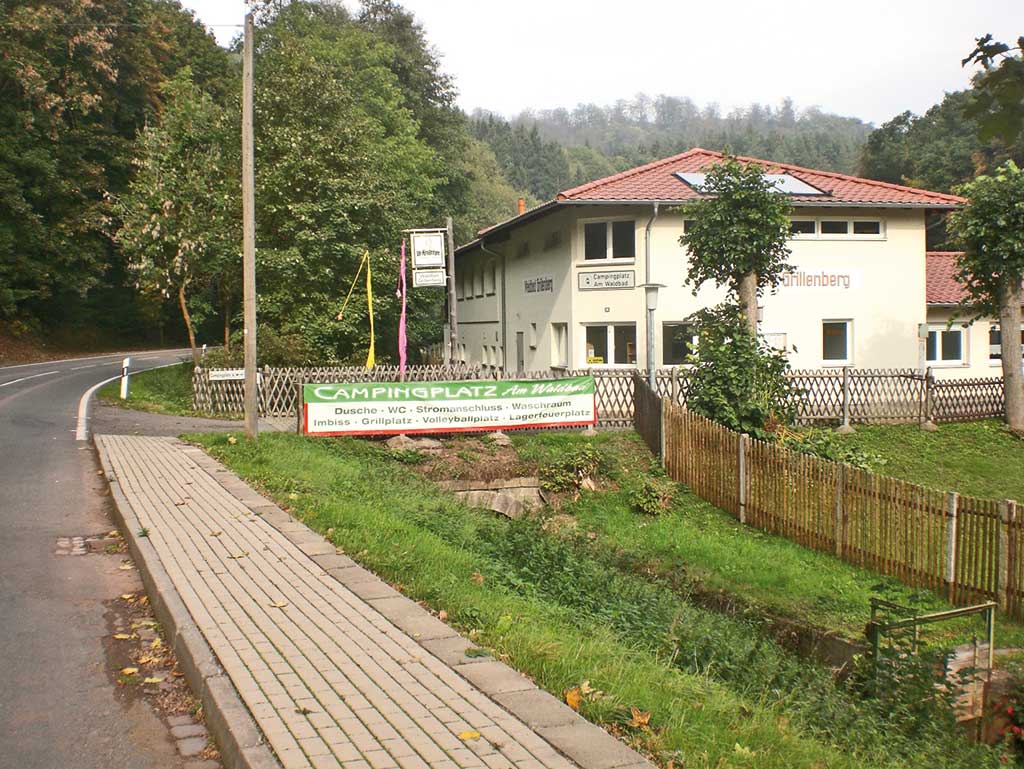 Staatlich anerkannter Erholungsort Grillenberg - Eingang Campingplatz